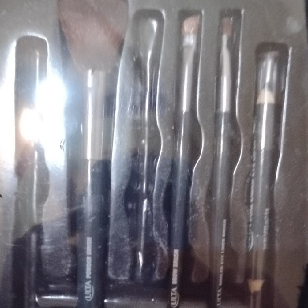 ULTA Beauty Makeup Brush Set